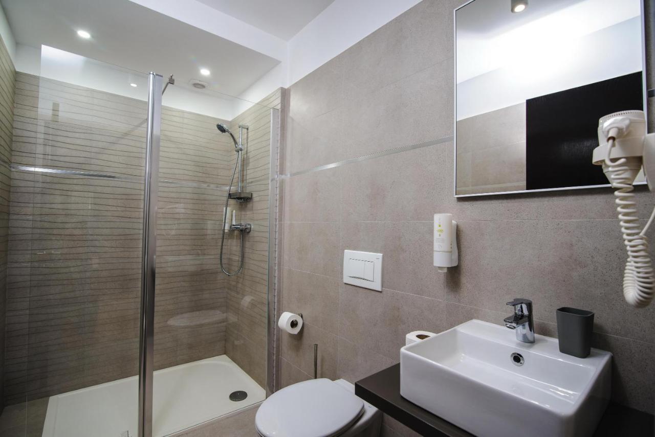 Hotel Novo Boutique Râmnicu Vâlcea Exteriér fotografie