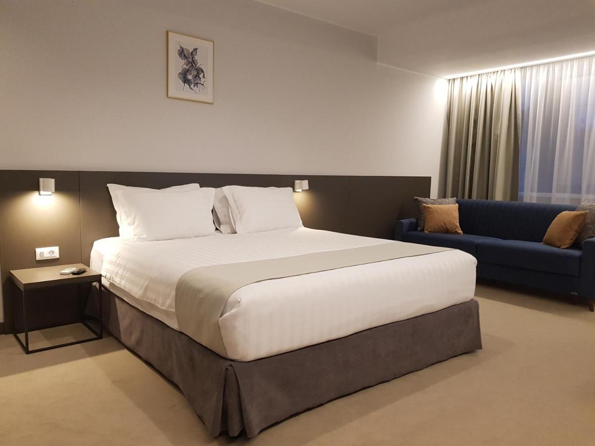 Hotel Novo Boutique Râmnicu Vâlcea Exteriér fotografie