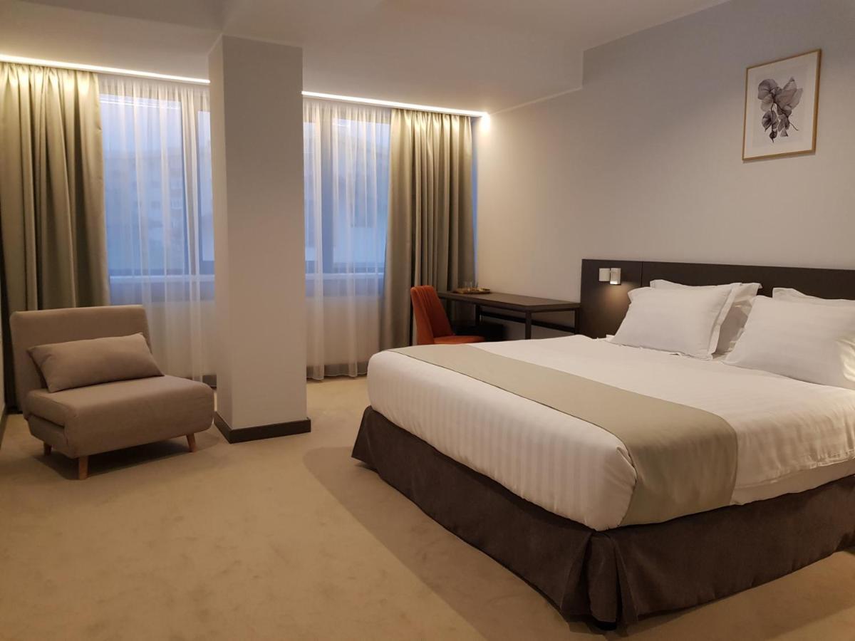 Hotel Novo Boutique Râmnicu Vâlcea Exteriér fotografie