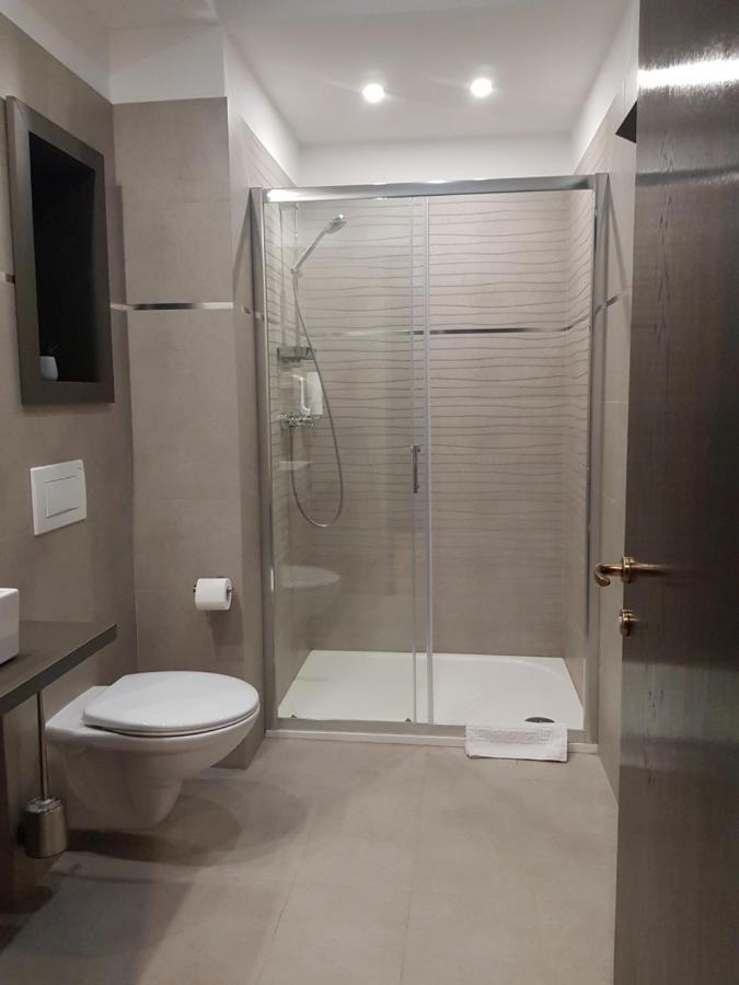 Hotel Novo Boutique Râmnicu Vâlcea Exteriér fotografie