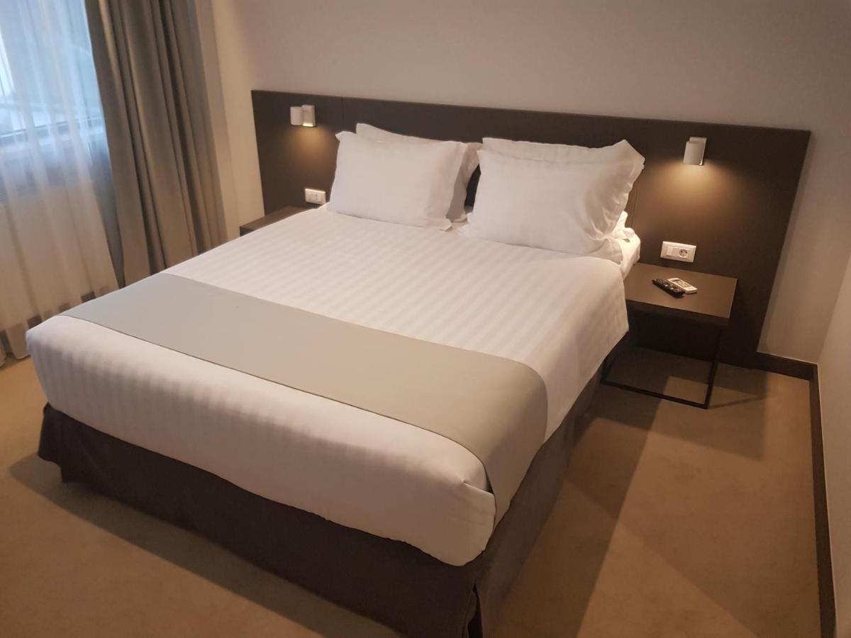 Hotel Novo Boutique Râmnicu Vâlcea Exteriér fotografie