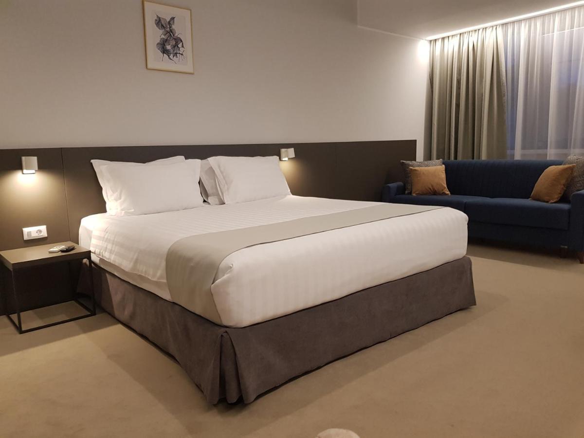 Hotel Novo Boutique Râmnicu Vâlcea Exteriér fotografie